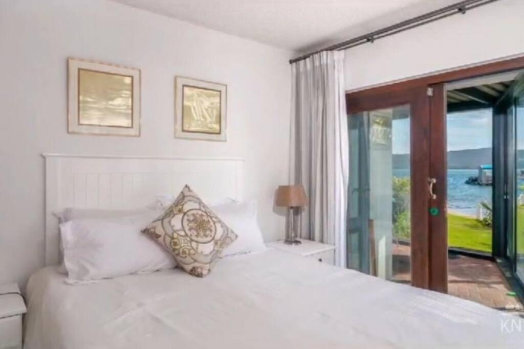 Waterfront Apartment Книсна Екстериор снимка